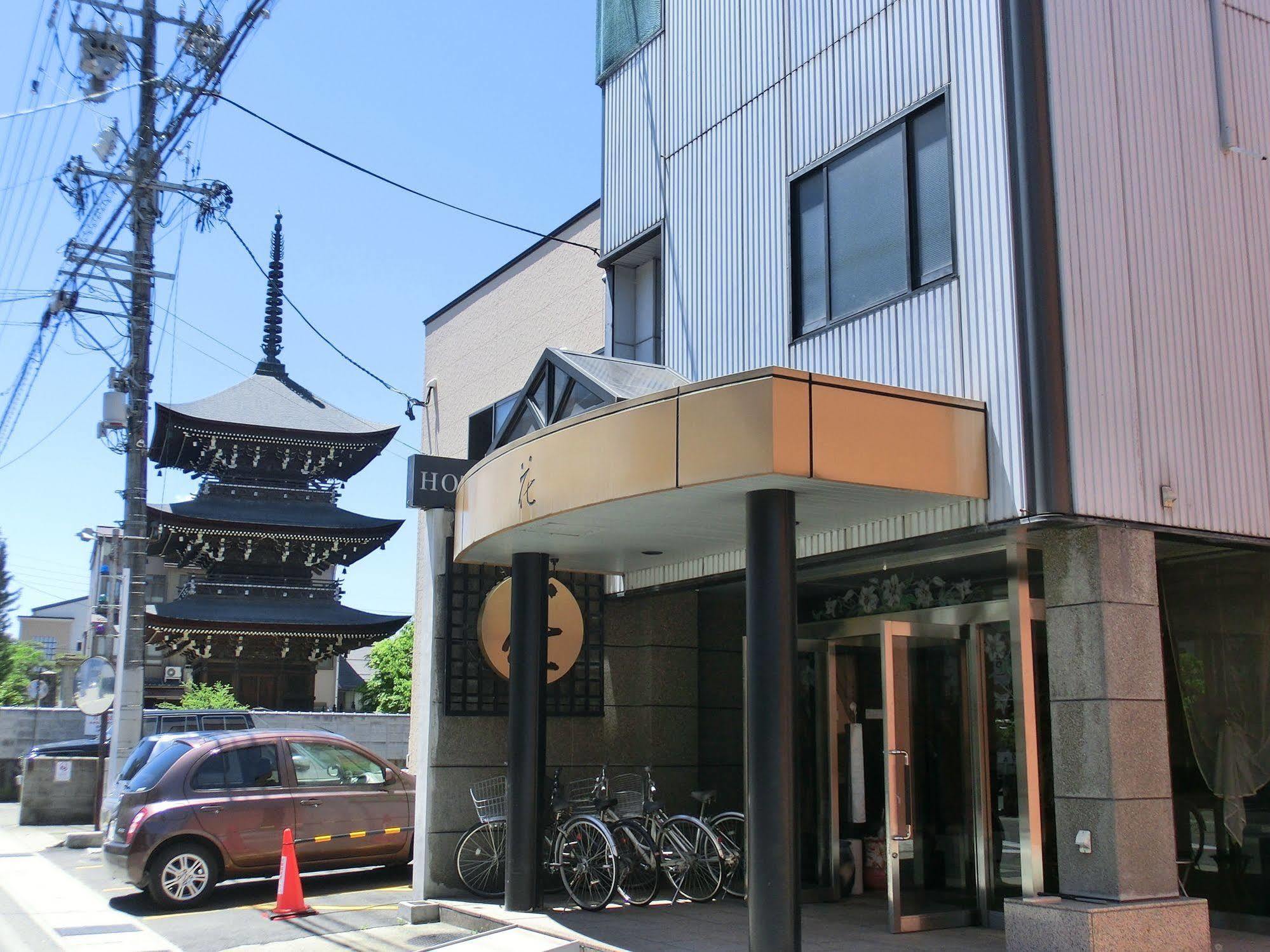 Hotel Hana Takajama Kültér fotó